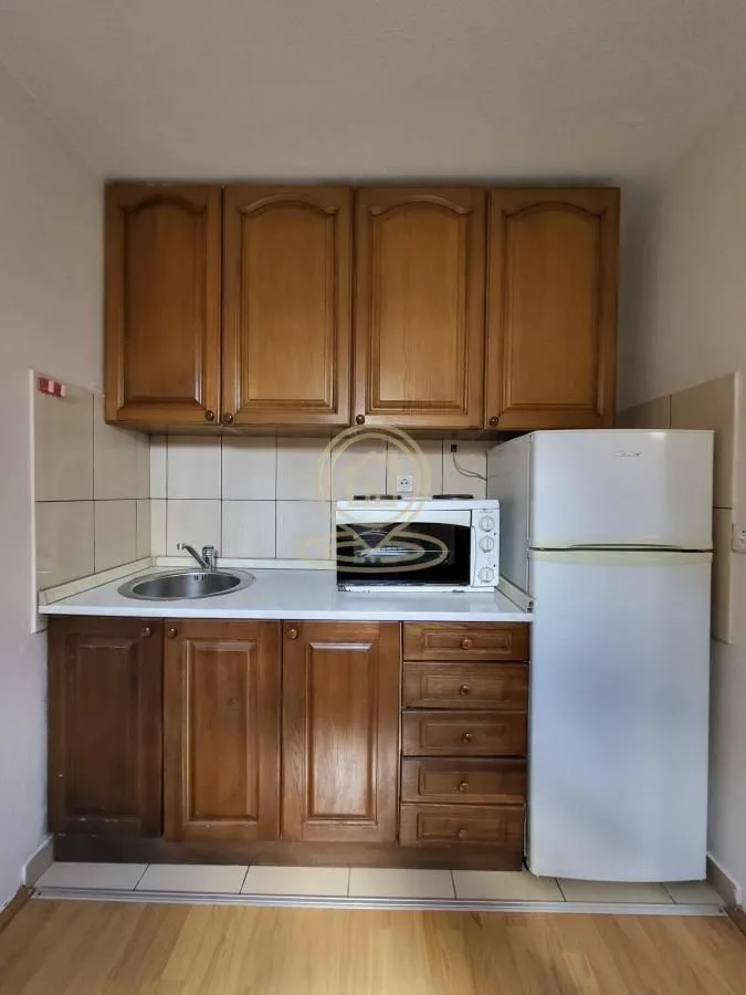 Prodaja, jednosoban stan, 31m², Medijana, Niš
