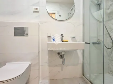 Rent, one bedroom apartment, 48m², Central Point, Podgorica - image 12