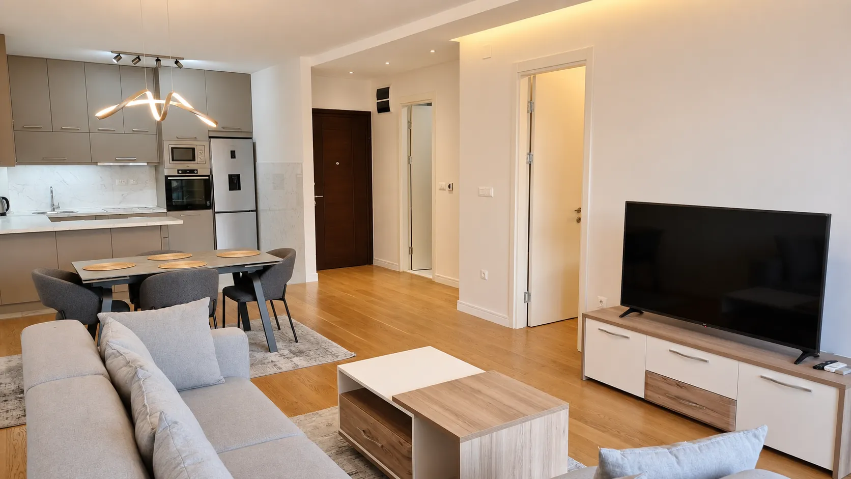 Prodaja, jednosoban stan, 63m², Preko Morače, Podgorica