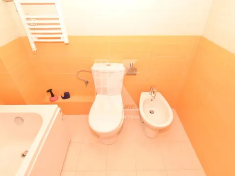 Izdavanje, trosoban stan, 84m², Zabjelo, Podgorica - image 12