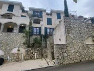 Sale, three bedroom apartment, 126m², Kostanjica, Kotor - image 1