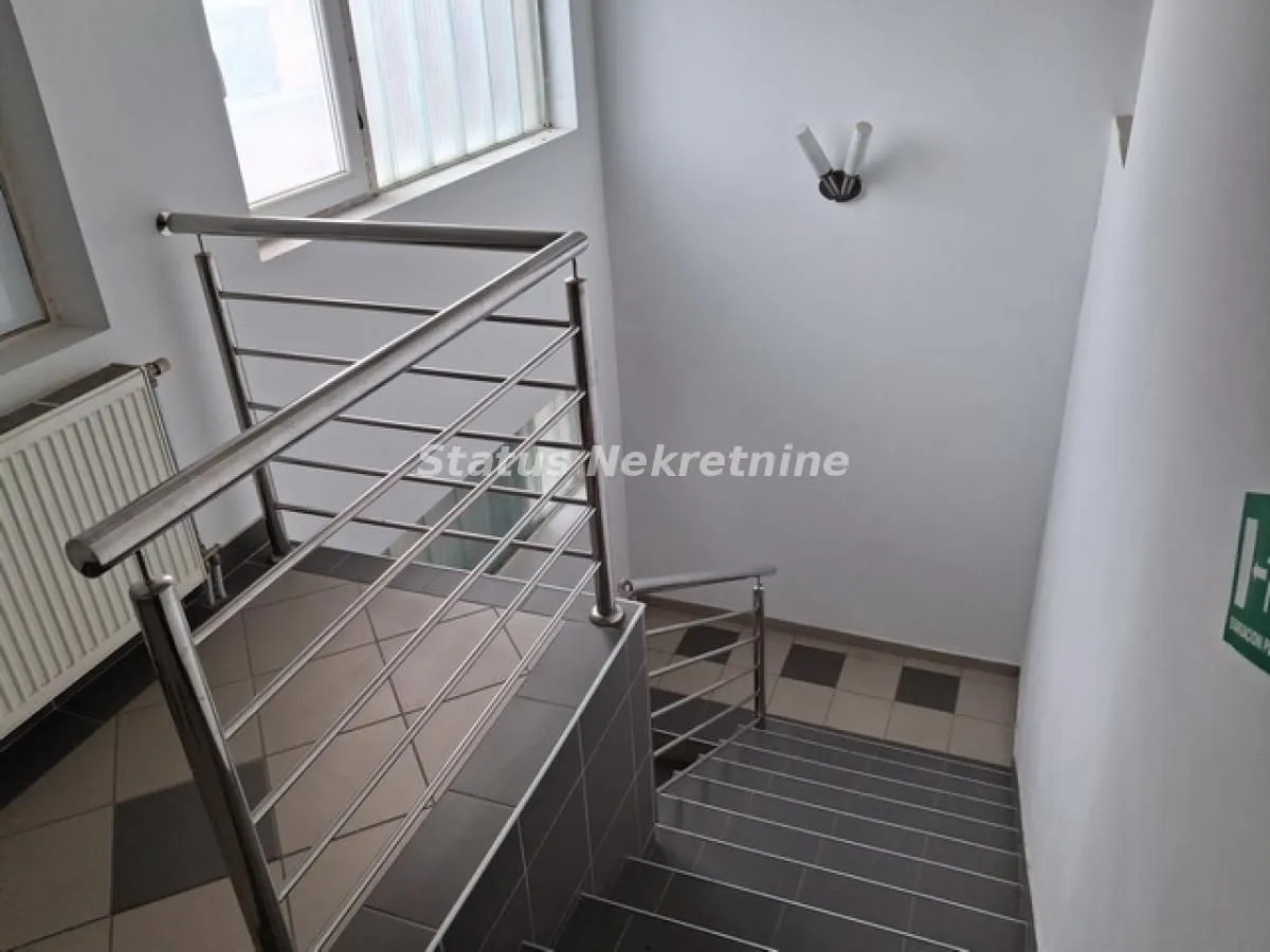 Rent, office space, 770m², Veternik, Novi Sad Sve Podlokacije