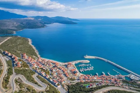 Prodaja, trosoban stan, 138m², Luštica Bay, Tivat - image 3