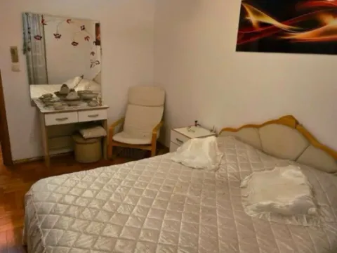 Izdavanje, dvosoban stan, 60m², Stari Aerodrom, Podgorica - image 7