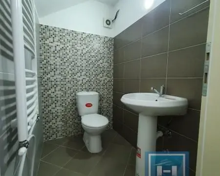 Prodaja, poslovni prostor, 189m², Aqua park, Jagodina - image 10