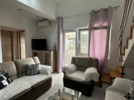 Rent, three bedroom apartment, 70m², Dumidran, Tivat - image 1