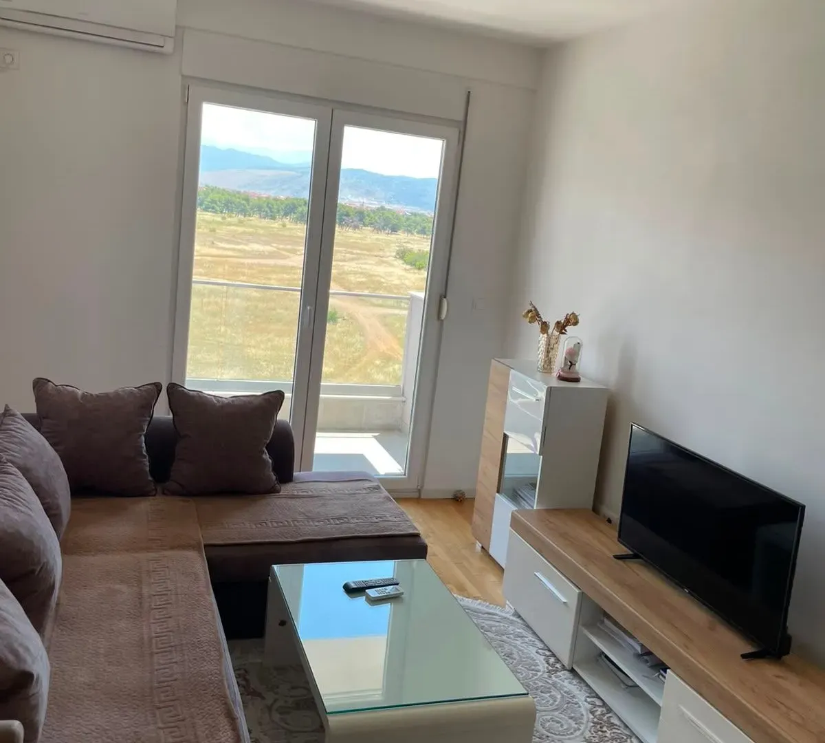 Rent, one bedroom apartment, 43m², Stari Aerodrom, Podgorica