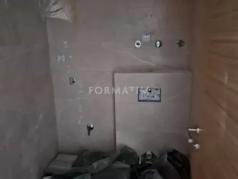 Prodaja, dvosoban stan, 63m², Kluz, Zvezdara Sve Podlokacije - image 3