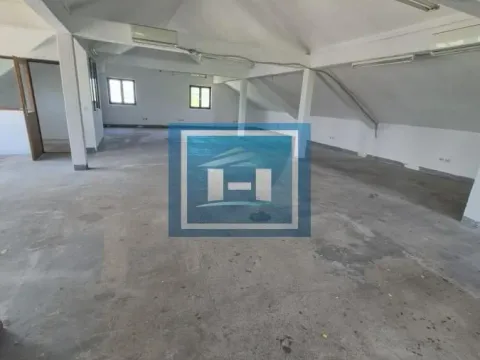 Rent, office space, 360m², Zmič, Paraćin - image 7