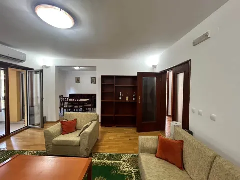 Izdavanje, trosoban stan, 120m², Ljubović, Podgorica - image 6