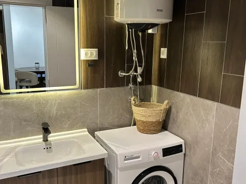 Izdavanje, jednosoban stan, 37m², Tološi, Podgorica - image 4