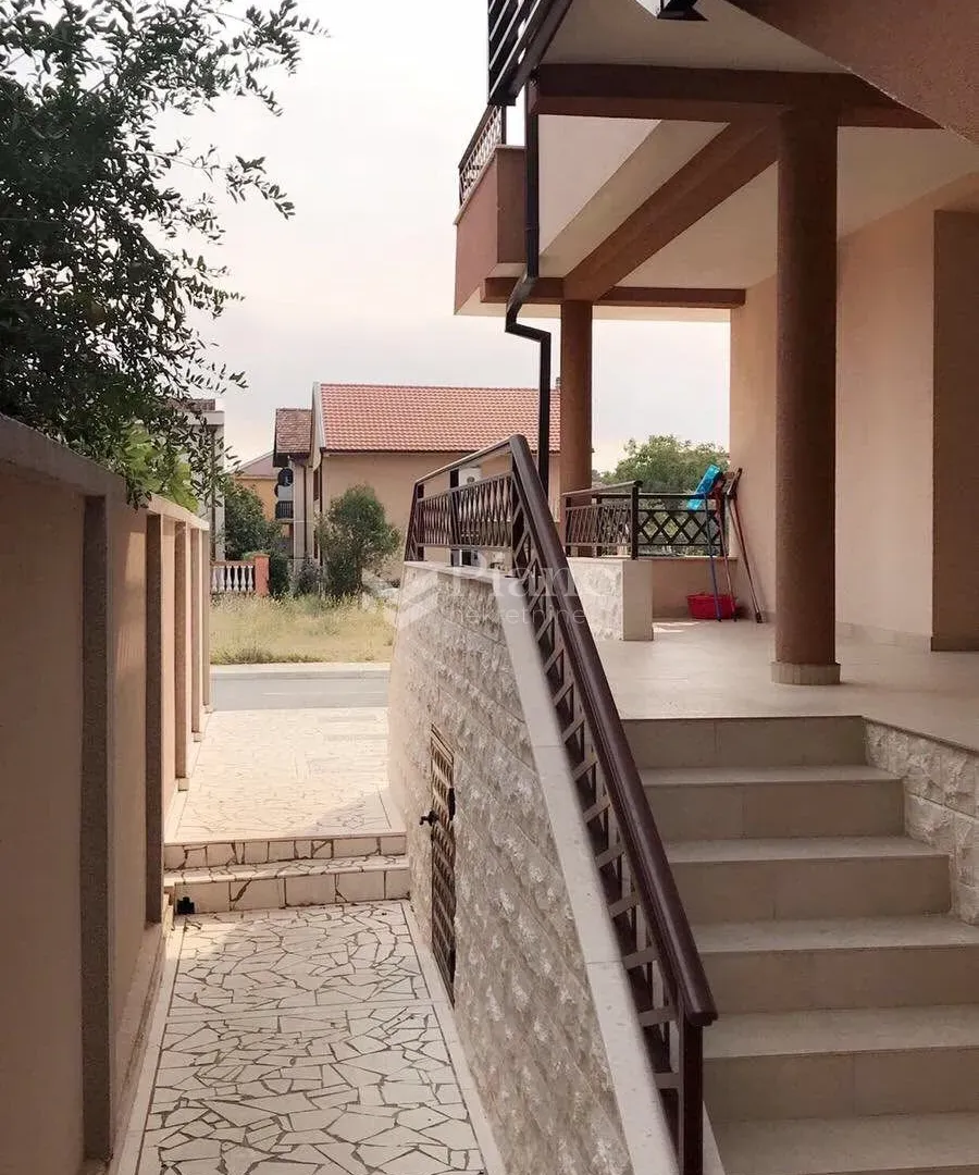Rent, two bedroom apartment, 75m², Stari Aerodrom, Podgorica