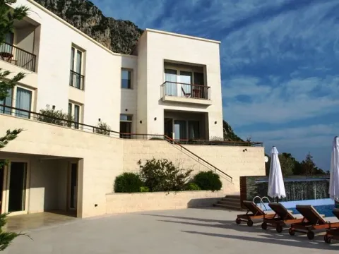Sale, house, 600m², Blizikuće, Budva - image 2