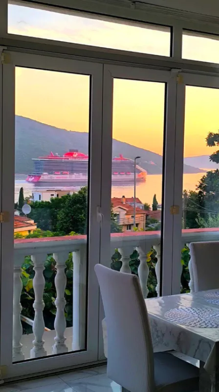 Prodaja, dvosoban stan, 84m², Kumbor, Herceg Novi