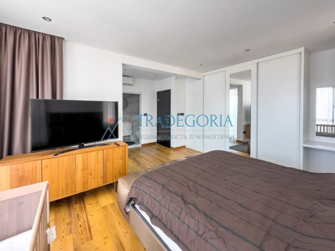 Prodaja, stan, 300m², Bečići, Budva