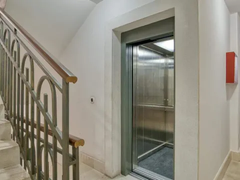 Izdavanje, dvosoban stan, 90m², Podgorica, Crna Gora - image 26