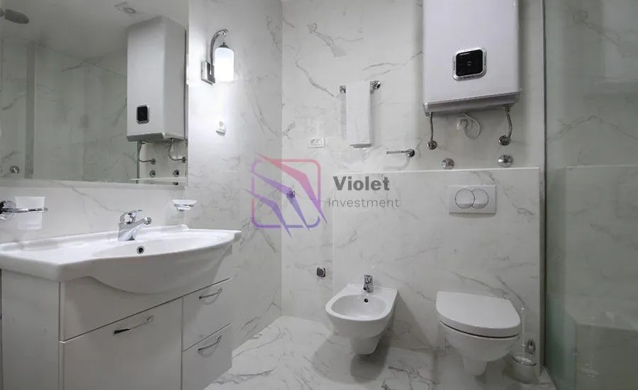 Rent, one bedroom apartment, 60m², Bečići, Budva