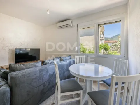 Sale, two bedroom apartment, 52m², Centar, Tivat - image 4