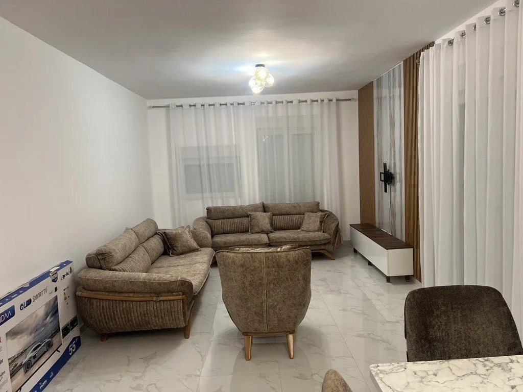 Rent, two bedroom apartment, 80m², Podgorica, Crna Gora