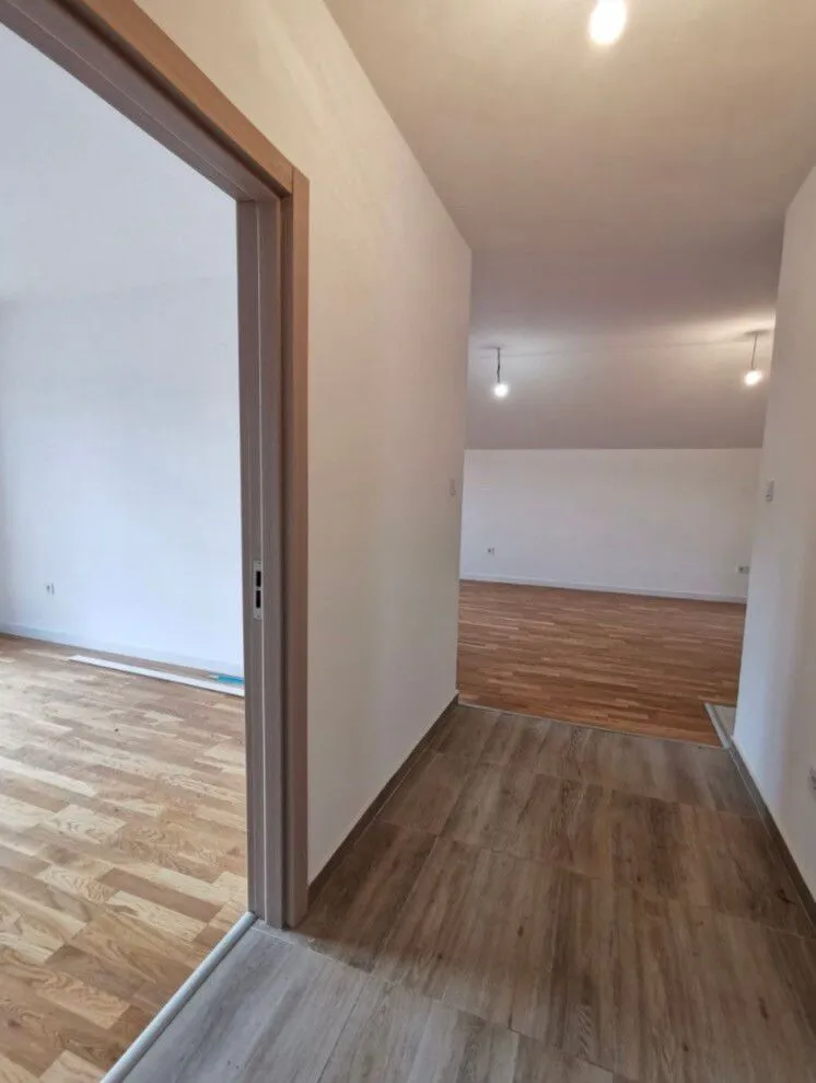 Prodaja, stan, 68m², Ljubović, Podgorica
