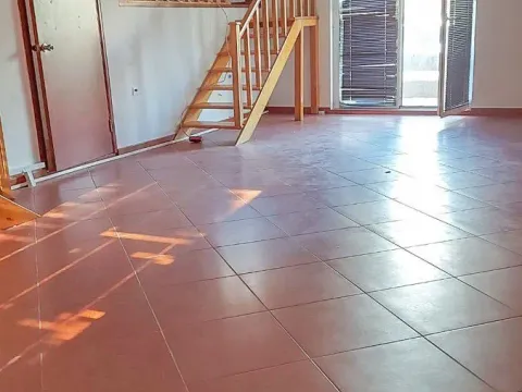 Izdavanje, kuća, 250m², Preko Morače, Podgorica - image 7