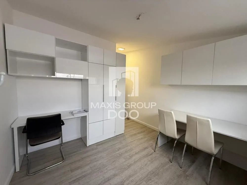 Sale, apartment, 118m², Đeram Pijaca, Beograd