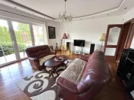 Izdavanje, kuća, 140m², Tatarsko brdo, Petrovaradin - image 1