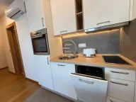 Izdavanje, dvosoban stan, 40m², Bulevar Evrope, Novi Sad Sve Podlokacije - image 8