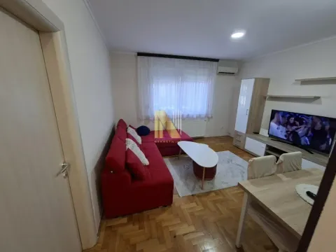 Izdavanje, jednosoban stan, 42m², Cara Dušana, Novi Sad Sve Podlokacije - image 2