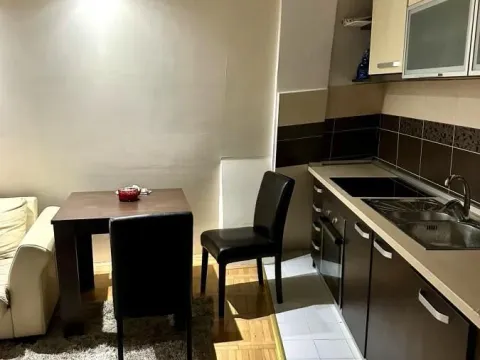 Izdavanje, dvosoban stan, 52m², Medijana, Niš - image 3