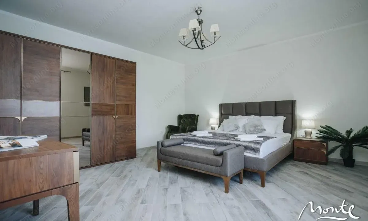 Sale, house, 314m², Tivat, Crna Gora