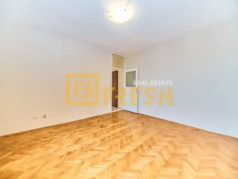 Izdavanje, dvosoban stan, 72m², Preko Morače, Podgorica - image 4