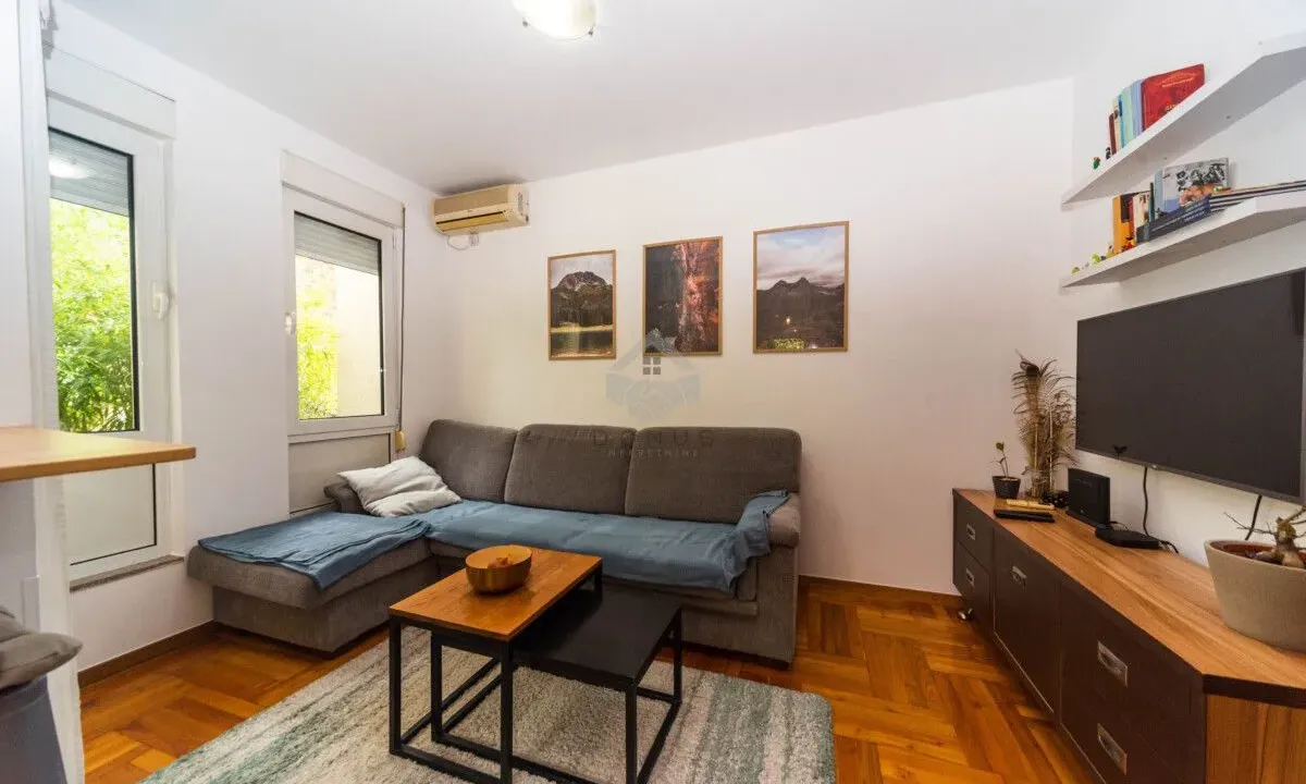 Izdavanje, jednosoban stan, 38m², Gorica C, Podgorica