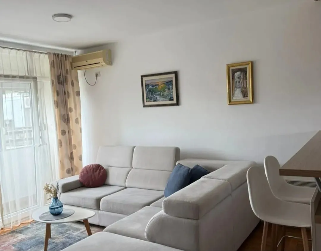 Prodaja, dvosoban stan, 56m², 1 maj, Podgorica