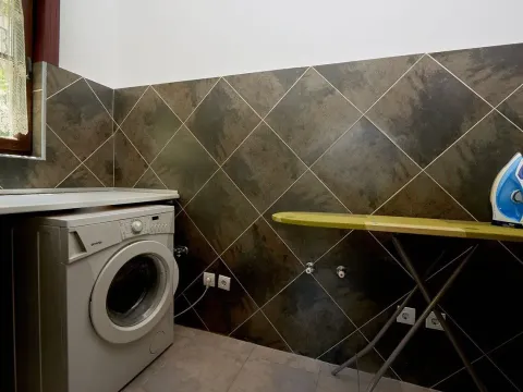 Prodaja, kuća, 235m², Kostanjica, Kotor - image 18