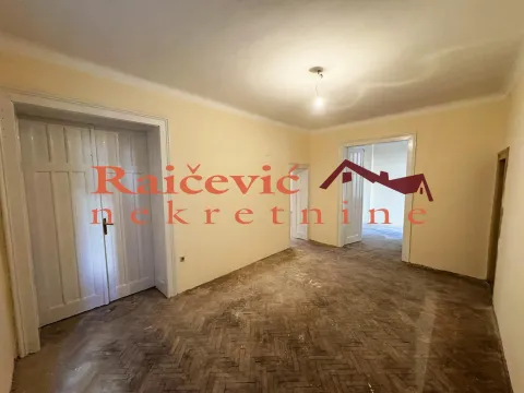 Prodaja, četvorosoban stan, 91m², Stari Grad, Beograd - image 3