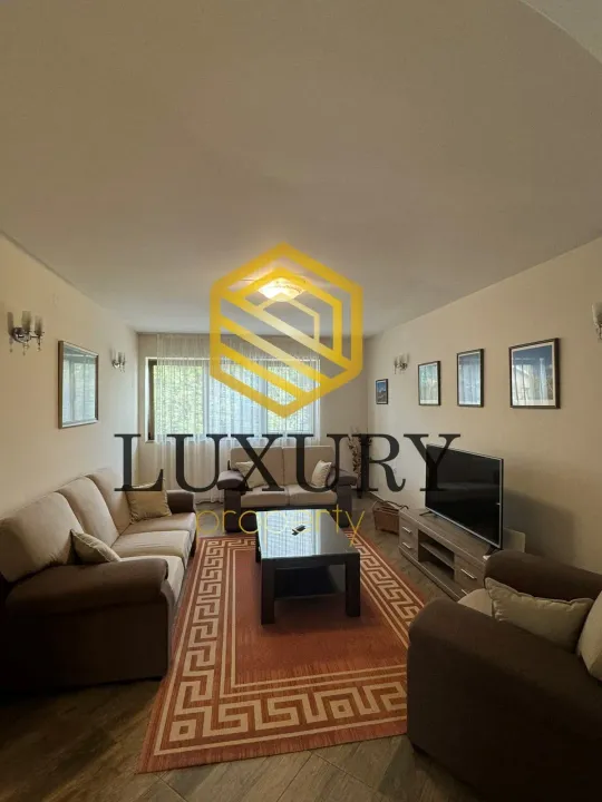 Izdavanje, jednosoban stan, 60m², Centar, Podgorica