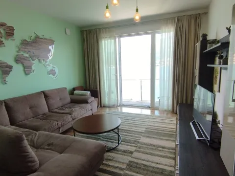 Prodaja, dvosoban stan, 64m², Njivice, Herceg Novi - image 2