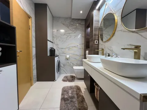 Prodaja, trosoban stan, 99m², Centar, Novi Sad - image 19