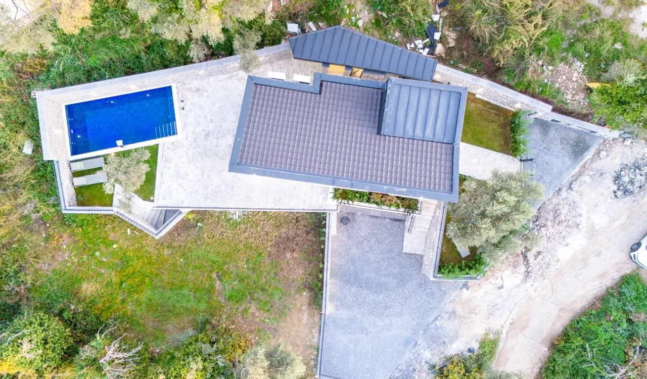 Sale, house, 240m², Kamenovo, Budva