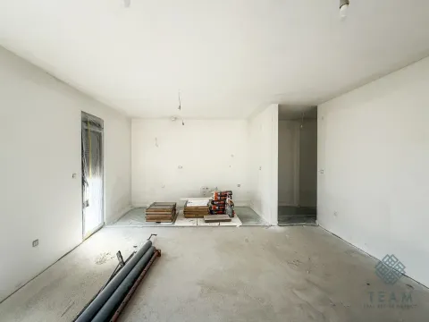 Prodaja, trosoban stan, 88m², Tološi, Podgorica - image 3