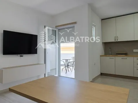 Rent, two bedroom apartment, 65m², Stari Bar, Bar - image 1
