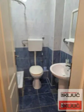 Izdavanje, garsonjera, 25m², Nova Detelinara, Novi Sad Sve Podlokacije - image 3