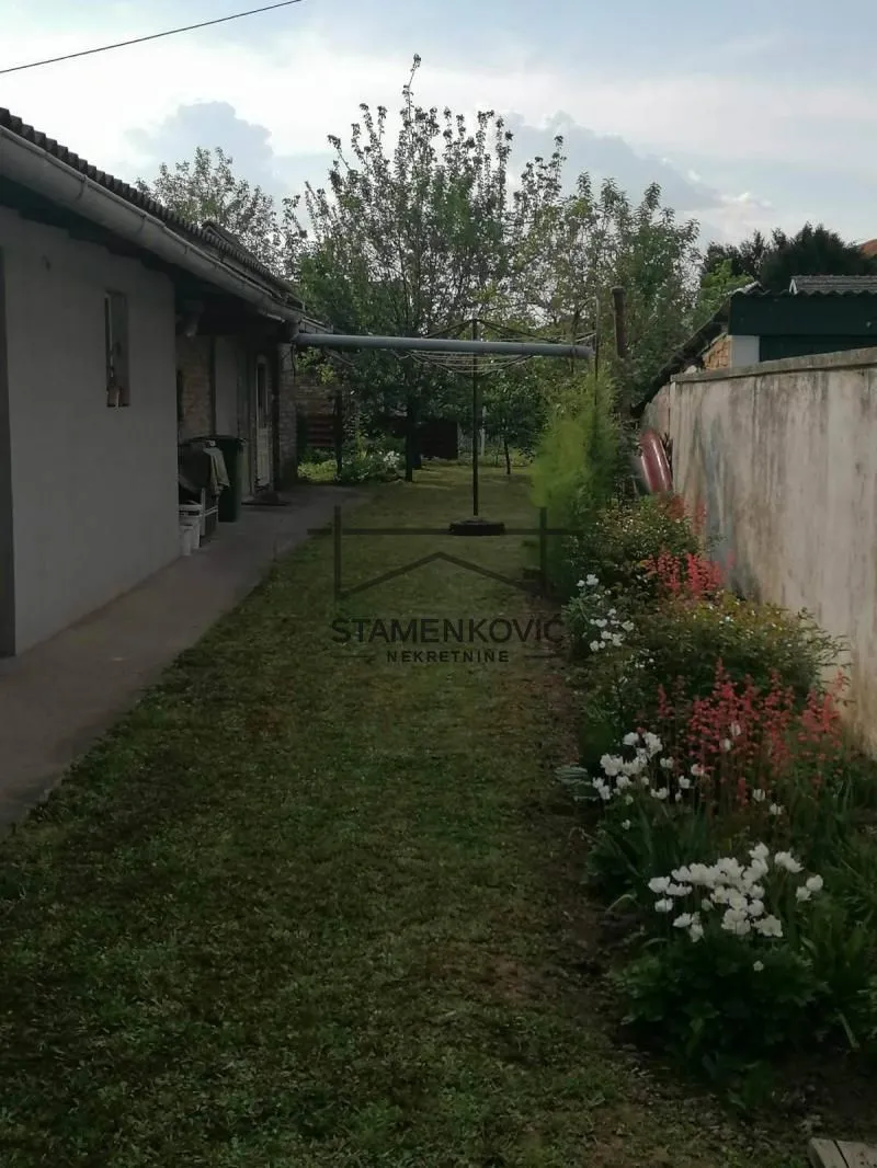 Sale, house, 115m², Šid, Srbija