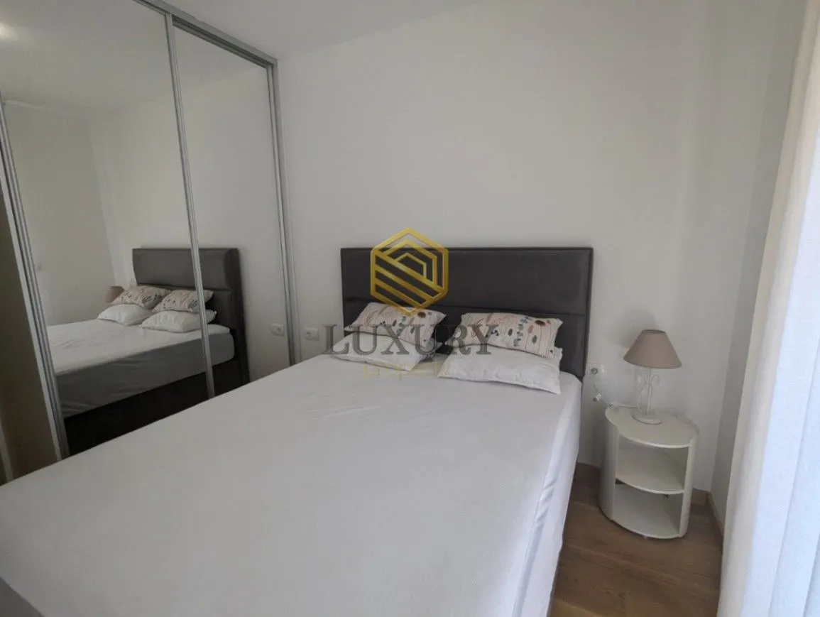 Izdavanje, jednosoban stan, 45m², New City, Podgorica