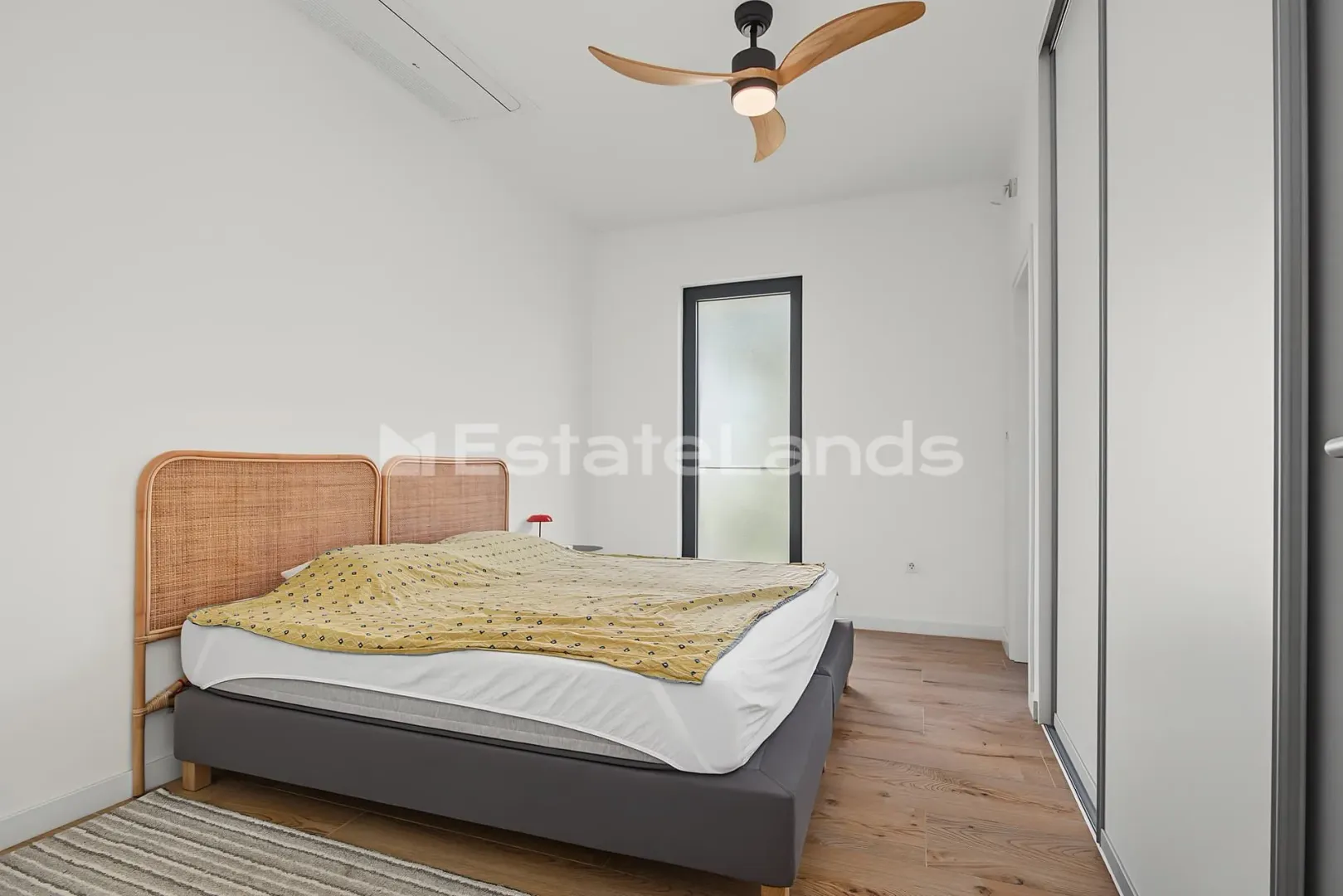 Sale, house, 220m², Krašići, Tivat