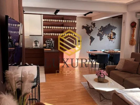 Sale, two bedroom apartment, 85m², Dobrota, Kotor - image 6