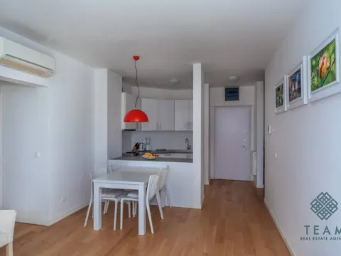 Rent, three bedroom apartment, 72m², Pržno, Budva - image 5