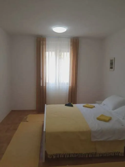 Rent, two bedroom apartment, 72m², Dubovica, Budva