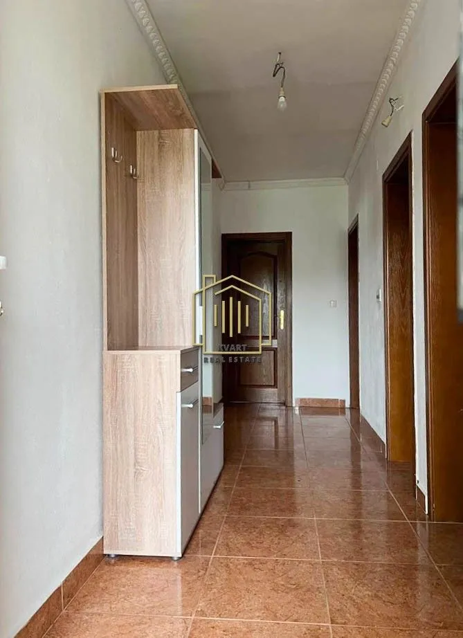 Izdavanje, dvosoban stan, 110m², Gornja Gorica, Podgorica